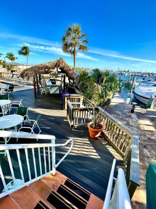 키웨스트 Aruba - Downtown Waterfront 2X2 Dock & Pool Pet-Friendly 빌라 외부 사진