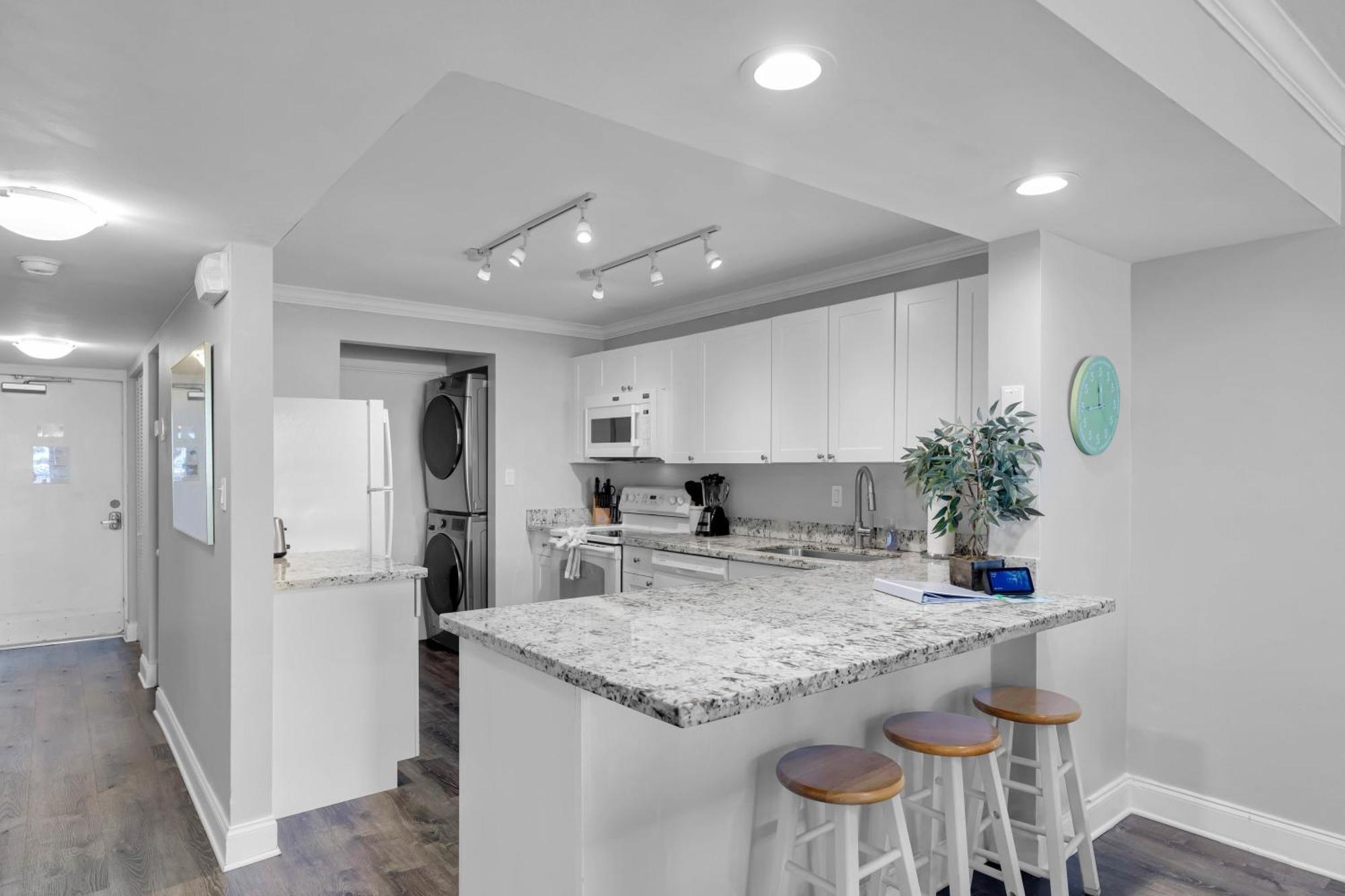 키웨스트 Aruba - Downtown Waterfront 2X2 Dock & Pool Pet-Friendly 빌라 외부 사진